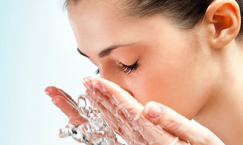 Acne skin care - what is the best way to wash your face?