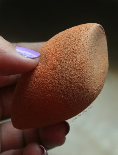 How to Clean Makeup Sponges