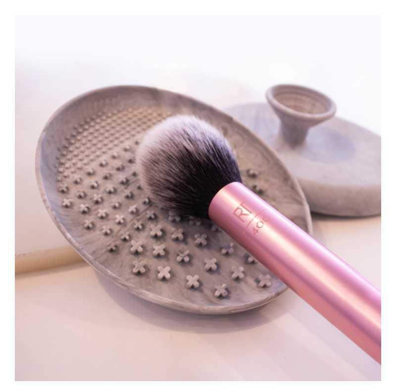 Real Techniques Cleanse brushes cleaning
