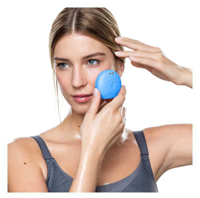 FOREO Luna™ Fofo facial cleansing brush