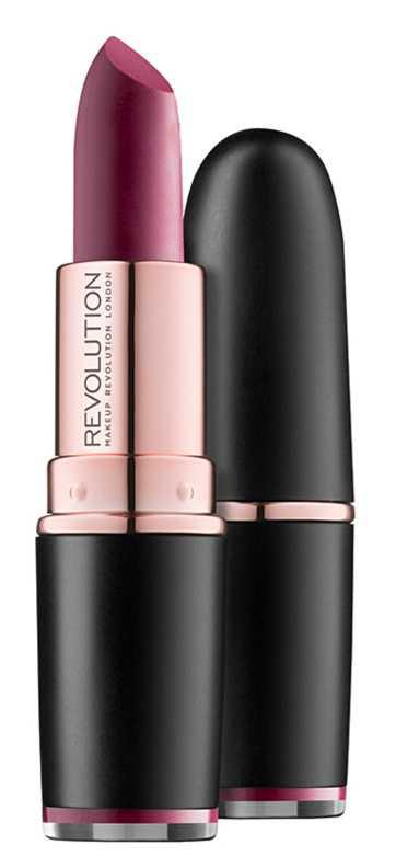 Makeup Revolution Iconic Pro makeup