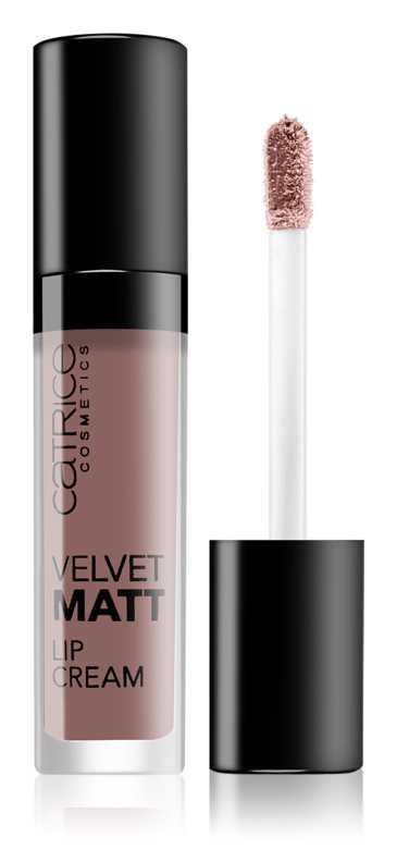 Catrice Velvet Matt makeup