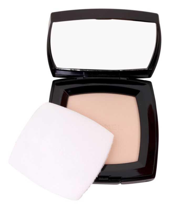 Chanel Poudre Universelle Compacte makeup