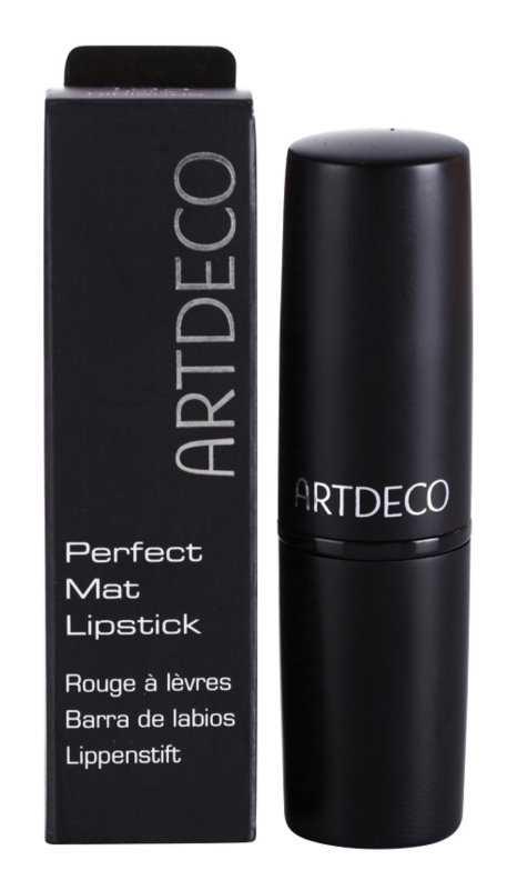 Artdeco Perfect Mat Lipstick makeup