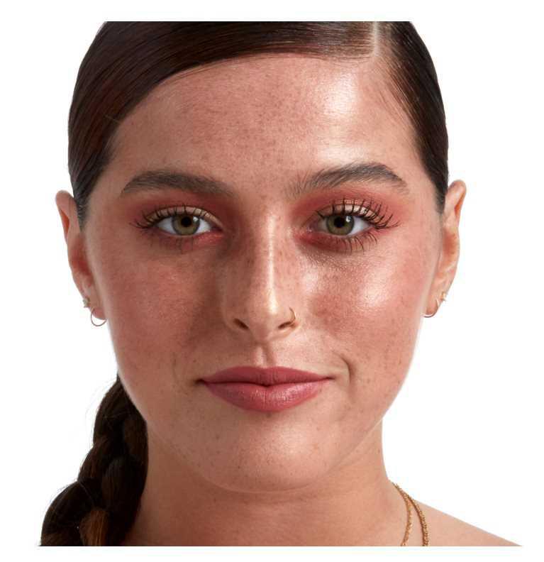 NYX Professional Makeup Radiant Finish Setting Spray makeup fixer