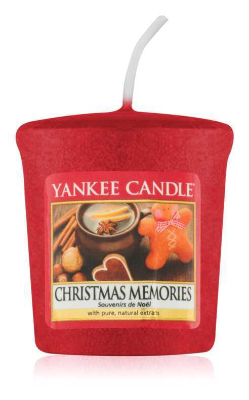 Yankee Candle Christmas Memories candles