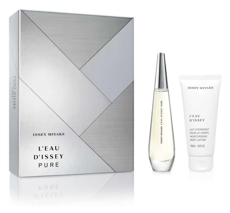 Issey Miyake L'Eau d'Issey Pure woody perfumes