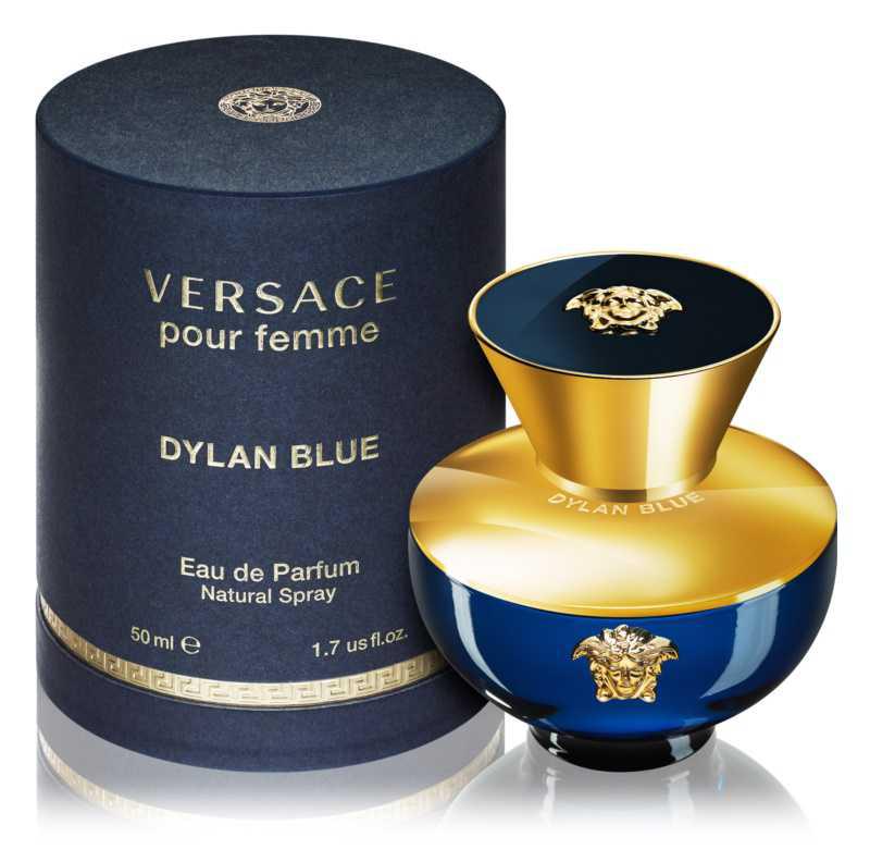 Versace Dylan Blue Pour Femme woody perfumes