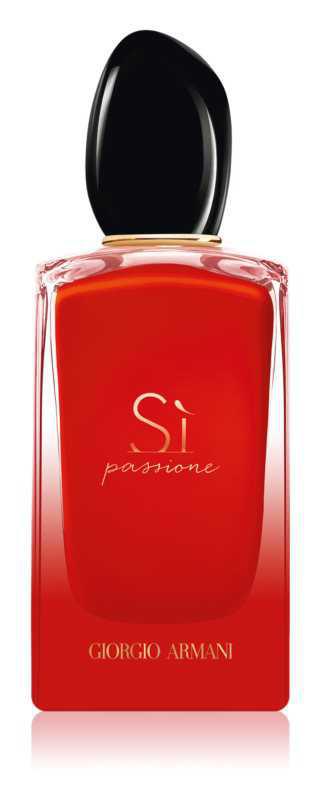 Armani Sì Passione Intense woody perfumes
