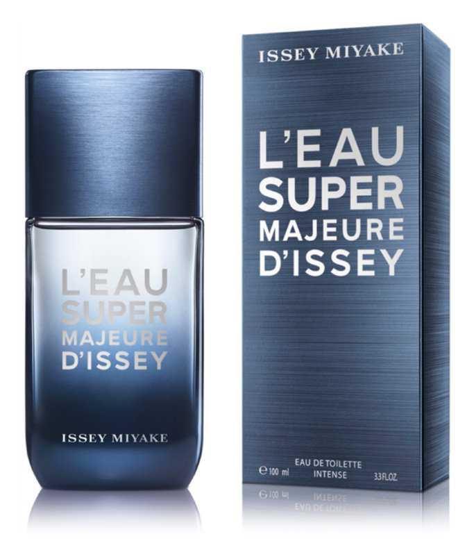 Issey Miyake L’Eau Super Majeure d’Issey woody perfumes