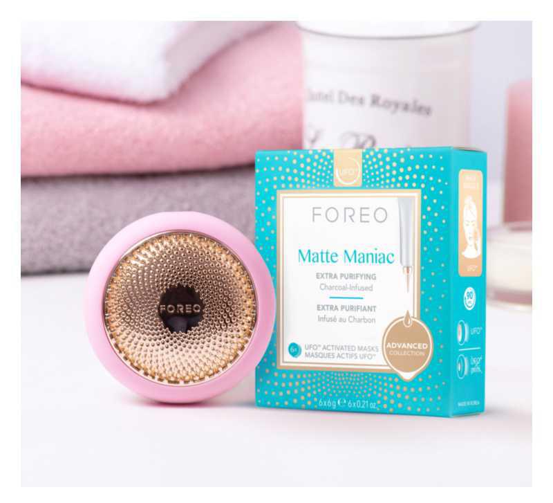 FOREO UFO™ Matte Maniac makeup removal and cleansing